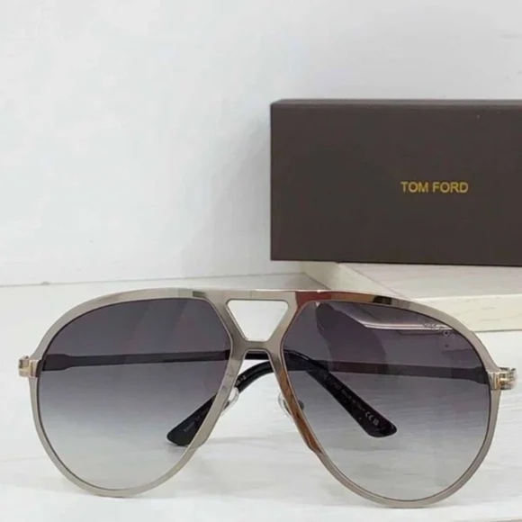 Tom Ford XAVIER FT 1060 Palladium/Grey Shaded 64/14/135 Unisex Sunglasses main image 6